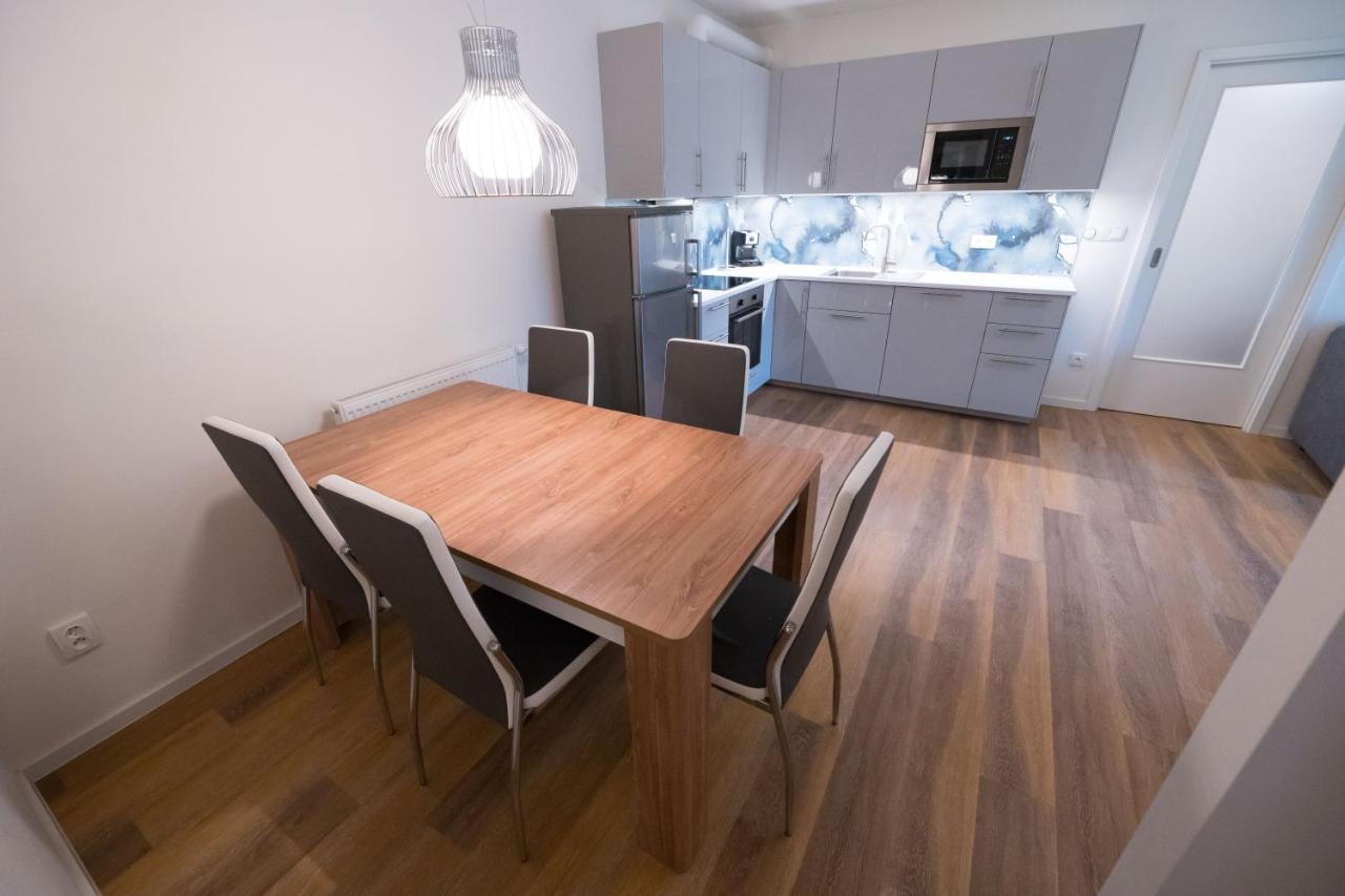 Bein Apartment With Parking Brno Extérieur photo