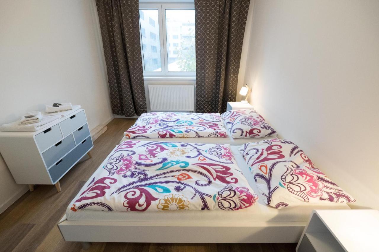 Bein Apartment With Parking Brno Extérieur photo